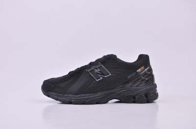 2025年1月27日新品入荷New Balance M190...