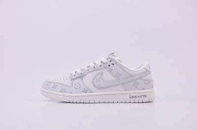 2025年1月27日新品入荷LV x Nike Dunk L...