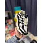 2025年1月27日新品入荷New Balance NB 9060 Sea Saltスニーカー/ランニングシューズ/カジュアルシューズ