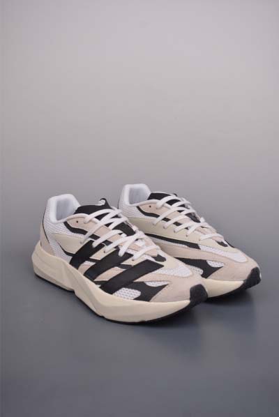 2025年1月27日新品入荷adidas Lightblaz...