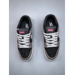 2025年1月30日新品入荷Nike SB DuNiKe Low x Sureme  スニーカー/ランニングシューズ/カジュアルシューズ