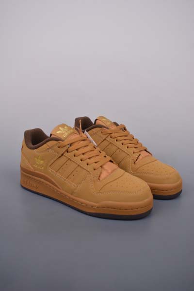 2025年1月30日新品入荷   Adidas Forumス...