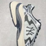 2025年1月31日新品入荷PB MLB New York Yankees Curve Runner スニーカー/ランニングシューズ/カジュアルシューズ