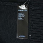 BALENCIAGA- BALENCIAGA新25ssファイアートーテムジップセーターです