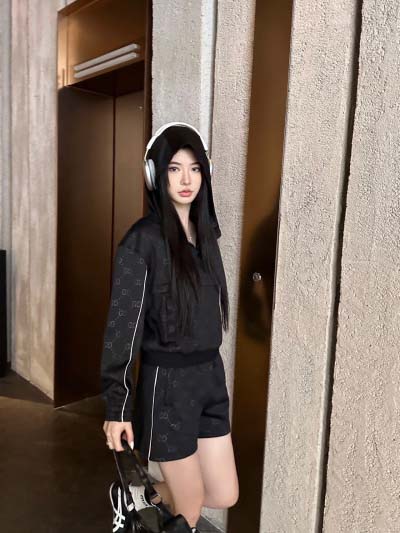 2025年2月3日新品Gucci 上下セット can工場
