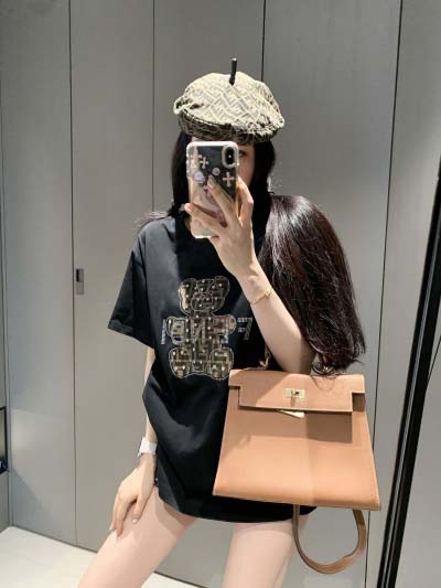 2025年2月9日発売Fendi 半袖 can 工場