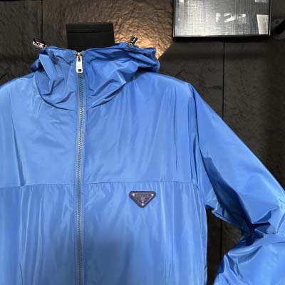 2025年2月9日新商品入荷pradaジャケット can 工場