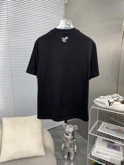 BURBERRYTシャツ2025年2月15日発売  dtai 工場