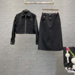 2024 初秋 プラダ スーツ 上下
