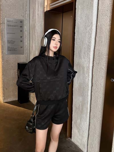 2025年2月3日新品Gucci 上下セット can工場