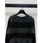 2025年2月5日の新着商品 Fendi ストライプのセーター