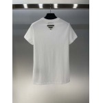 2025年2月5日の新作Prada Short Sleeve