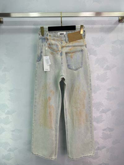 2025年2月7日新作MM6 Maison Margiela...