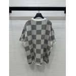 2025年2月7日新商品LOUIS VUITTONニット半袖です