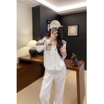 2025年2月9日発売BURBERRY セットcan 工場