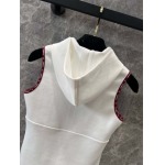 2025年2月9日新品入荷chanel ニットジッパーフードリボン水着can 工場