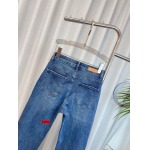 2025年2月11日高品質新商品入荷セリーヌジーンズ  kele 工場