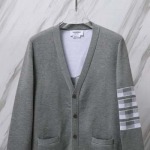 2025年2月22日高品質新品Thom Browne ニットカーディガン    FF工場