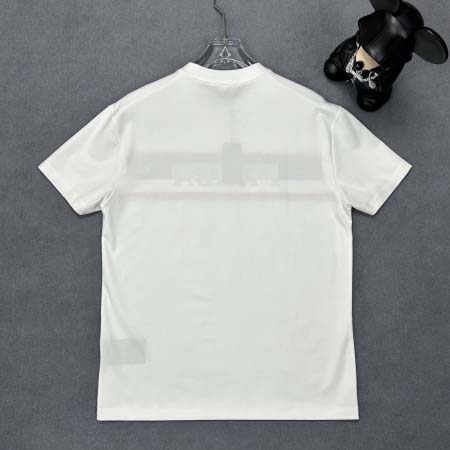 2025年3月12日春夏高品質新品Prada半袖Tシャツqishang工場