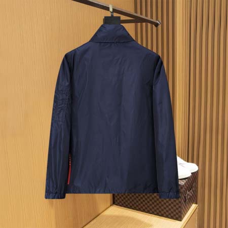 2025年3月12日春秋新品PRADAジャケットyizhf工場