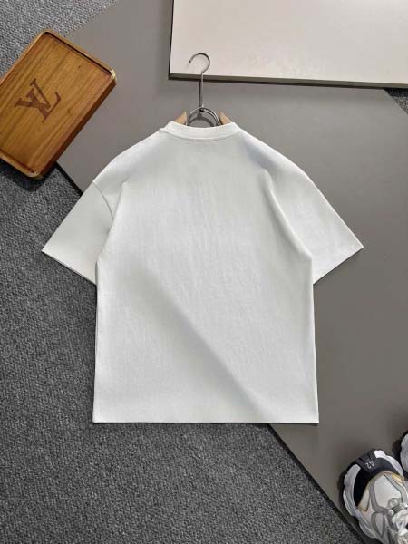 2025年3月19日高品質新作MIUMIU半袖Tシャツ HoHo工場