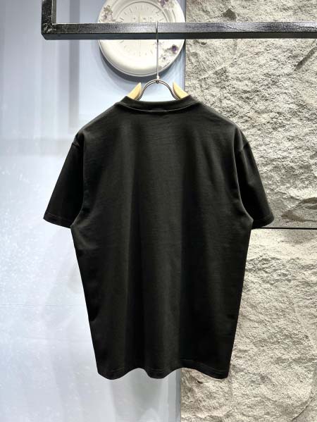 2025年3月19日高品質新作celine半袖Tシャツ HoHo工場