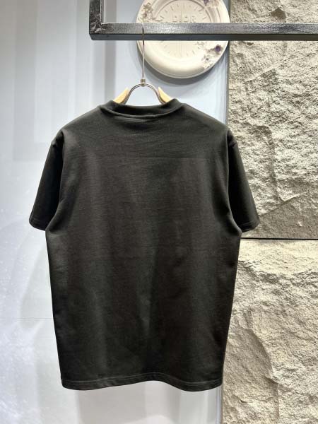 2025年3月19日高品質新作Prada半袖Tシャツ HoHo工場