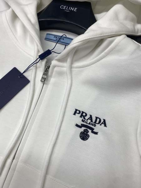 2025年3月19日入荷春夏新作Prada can工場