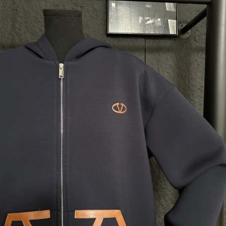 2025年3月23日入荷春夏新作VALENTINOセット can工場
