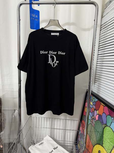 2025年3月23日入荷春夏新作Christian Dior半袖 Tシャツ  can工場