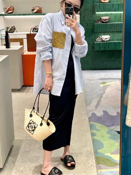 2025年3月23日入荷春夏新作loewe長袖シャツ can工場