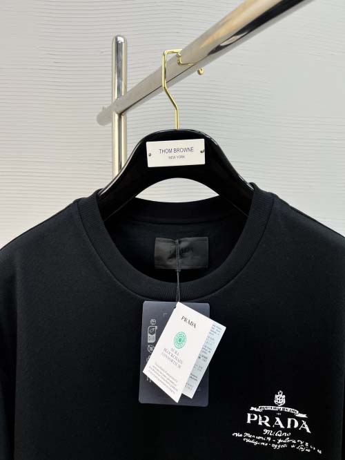 2025年3月26日入荷春夏高品質新作Prada半袖 tシャツTF工場