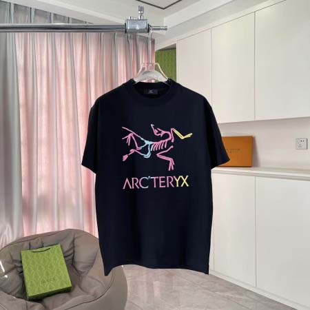 2025年3月1日春夏高品質新品ARCTERYX半袖 tシャ...