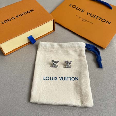 2025年3月9日入荷新品Louis Vuittonピアスギ...