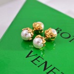 2025年3月9日入荷新品BOTTEGA VENENTA ピアスギフト/誕生日/記念品/アクセサリーxin工場