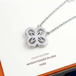 2025年3月9日入荷新品Louis Vuittonネックレスギフト/誕生日/記念品/アクセサリーxin工場