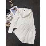 2025年3月19日入荷春夏新作Prada can工場