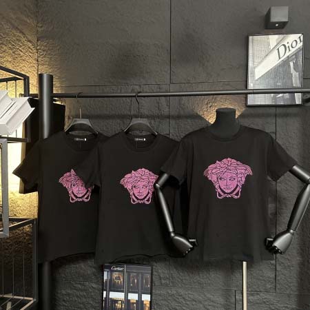 2025年3月23日入荷春夏新作Versace半袖 Tシャツ...