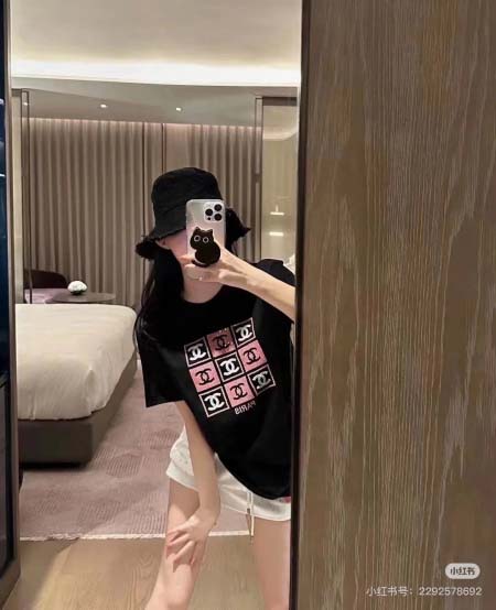 2025年3月23日入荷春夏新作Chanel半袖 Tシャツ ...