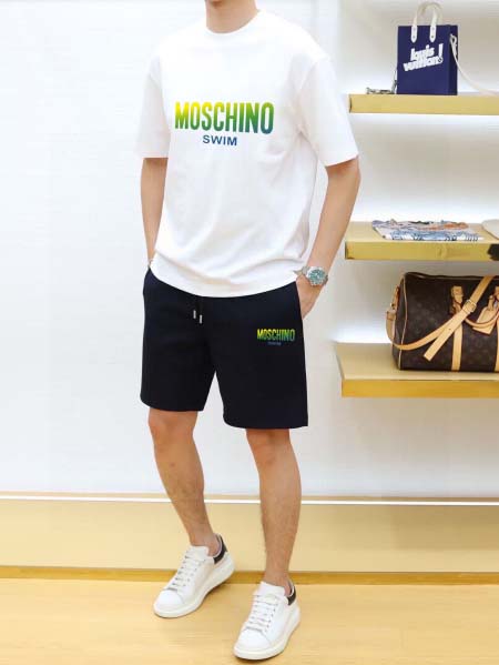 2025年3月30日入荷新作MOSCHINO夏メンズ 上下セ...