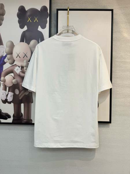 2025年4月4日入荷新作Prada半袖 Tシャツ高級品/LD工場