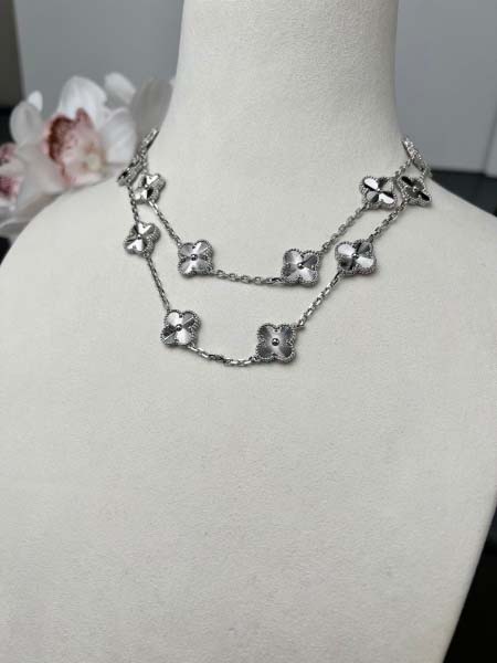 2025年4月4日入荷新品van cleef & arpelsネックレスギフト/誕生日/記念品/アクセサリーxin工場