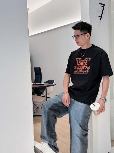 2025年4月6日入荷新作Louis Vuitton半袖 Tシャツ高級品/LD工場