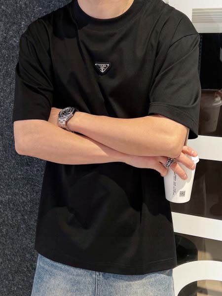 2025年4月6日入荷新作Prada半袖 Tシャツ高級品/LD工場