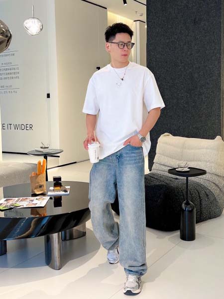 2025年4月6日入荷新作Prada半袖 Tシャツ高級品/LD工場