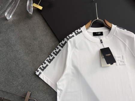 2025年4月14日入荷春夏 新作Fendi半袖 tシャツ高級なプレゼント/誕生日プレゼント/高品質/メンツ/記念品/ wenzhou工場