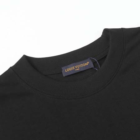 2025年4月21日入荷新作Louis Vuitton半袖 Tシャツ★誕生日プレゼント/結婚祝い/内祝い/贈り物/LD工場M-XXL