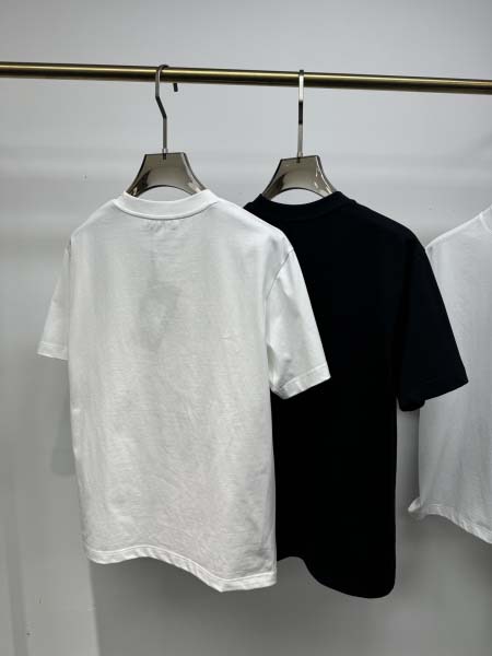 2025年4月24日入荷新作PRADA半袖Tシャツ 原版复刻高級品香港の会社超厳選★入手困難/誕生日プレゼント/yinx工場S-XXL