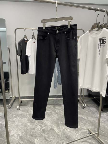2025年4月24日入荷新作burberryジーパン 原版复刻高級品香港の会社超厳選★入手困難/誕生日プレゼント/yinx工場30-38