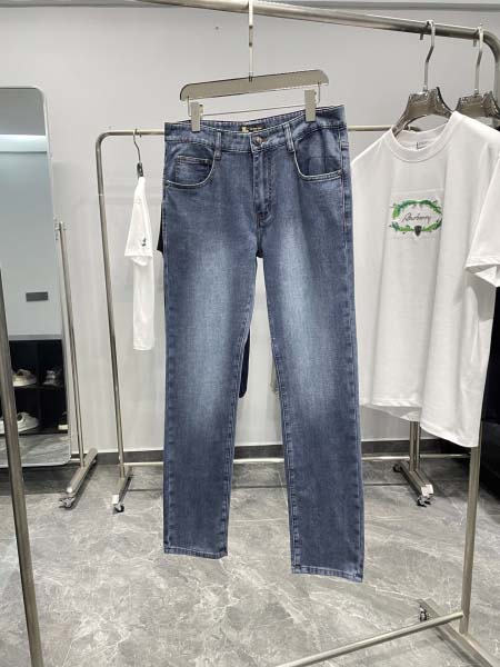 2025年4月25日入荷新作burberryジーパン 原版复刻高級品香港の会社超厳選★入手困難/誕生日プレゼント/yinx工場